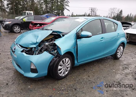 2013 Toyota Prius C Two from USA, damaged, VIN JTDKDTB33D1035301